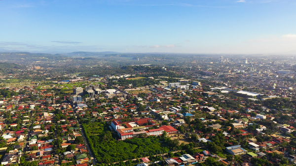 Davao City Panorama — Luftaufnahme